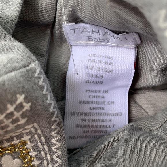 NWT Tahari Baby 3-6M Gray White & Gold Detail Dress - Picture 8 of 12